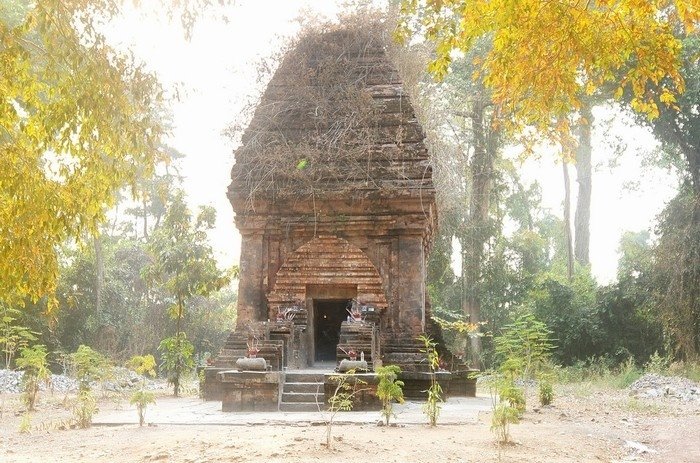 Tìm hiểu về Tháp Chàm Yang Prong giữa rừng già Easup